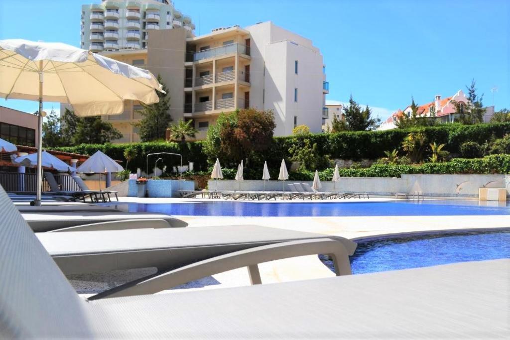 Sunny Dreams Apartment - Praia Mar Portimao Luaran gambar