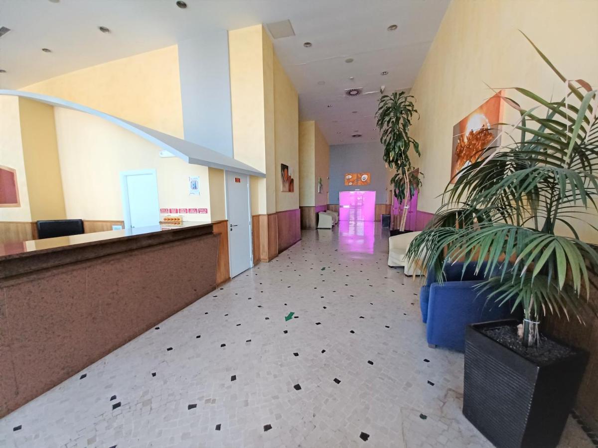 Sunny Dreams Apartment - Praia Mar Portimao Luaran gambar